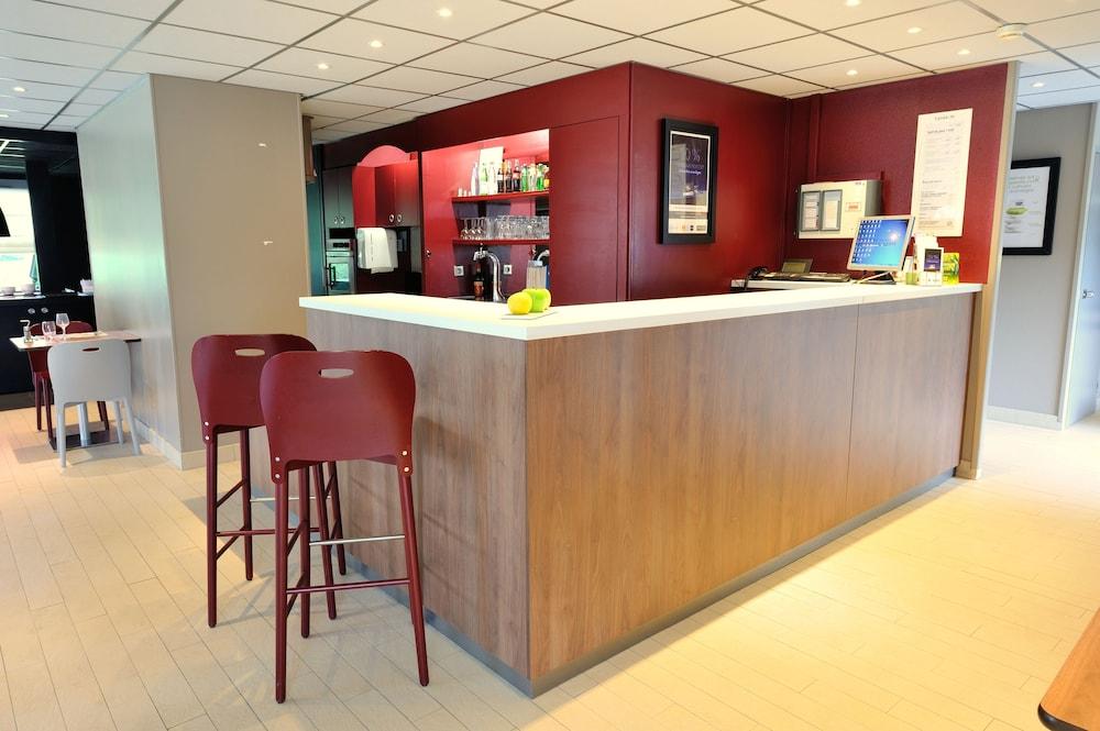 Campanile Orange Centre Sortie 21 Sur A7 A9 Hotel Luaran gambar