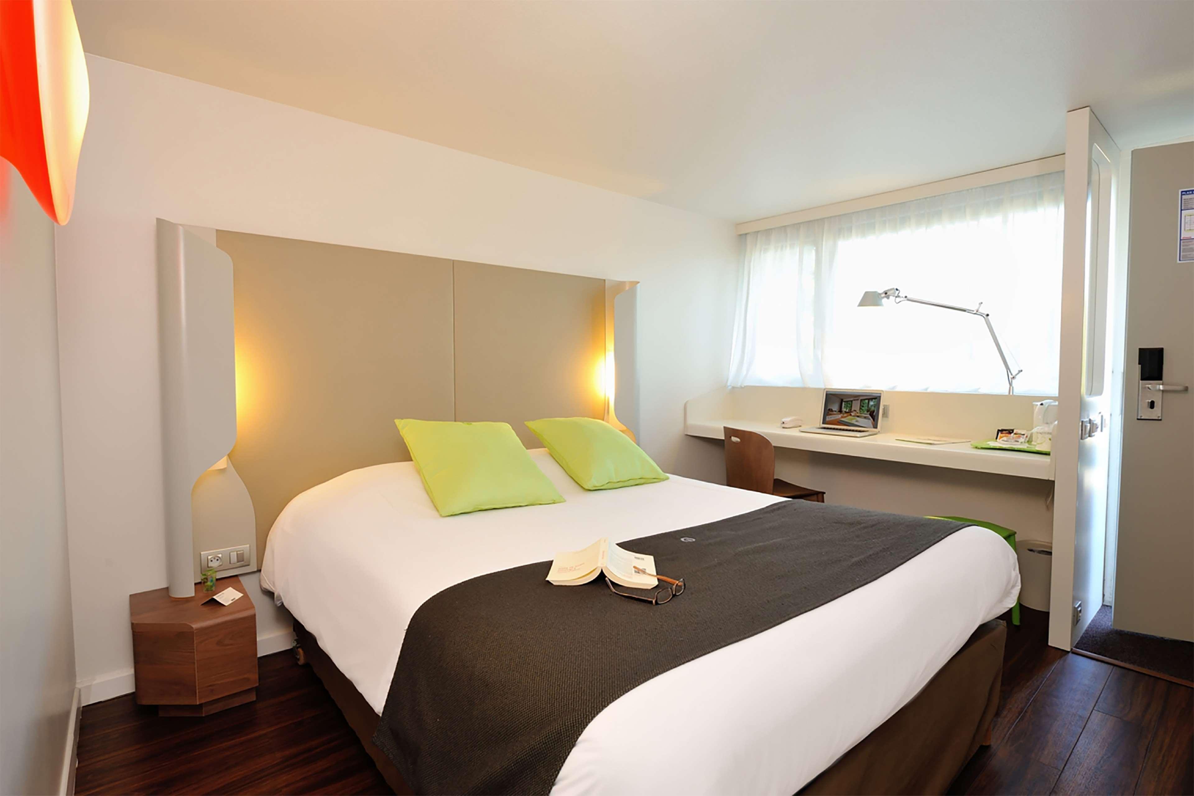 Campanile Orange Centre Sortie 21 Sur A7 A9 Hotel Luaran gambar