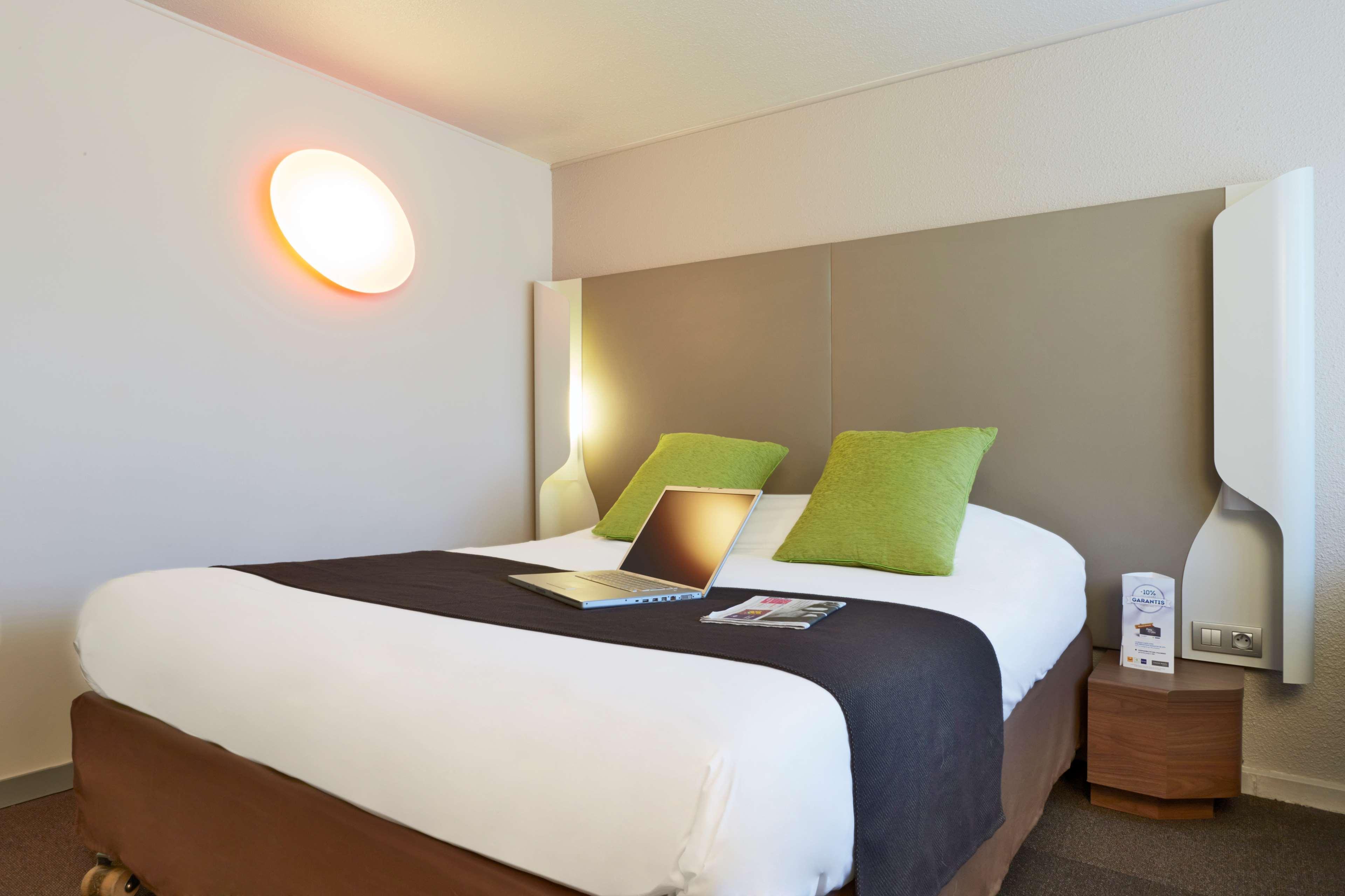 Campanile Orange Centre Sortie 21 Sur A7 A9 Hotel Luaran gambar