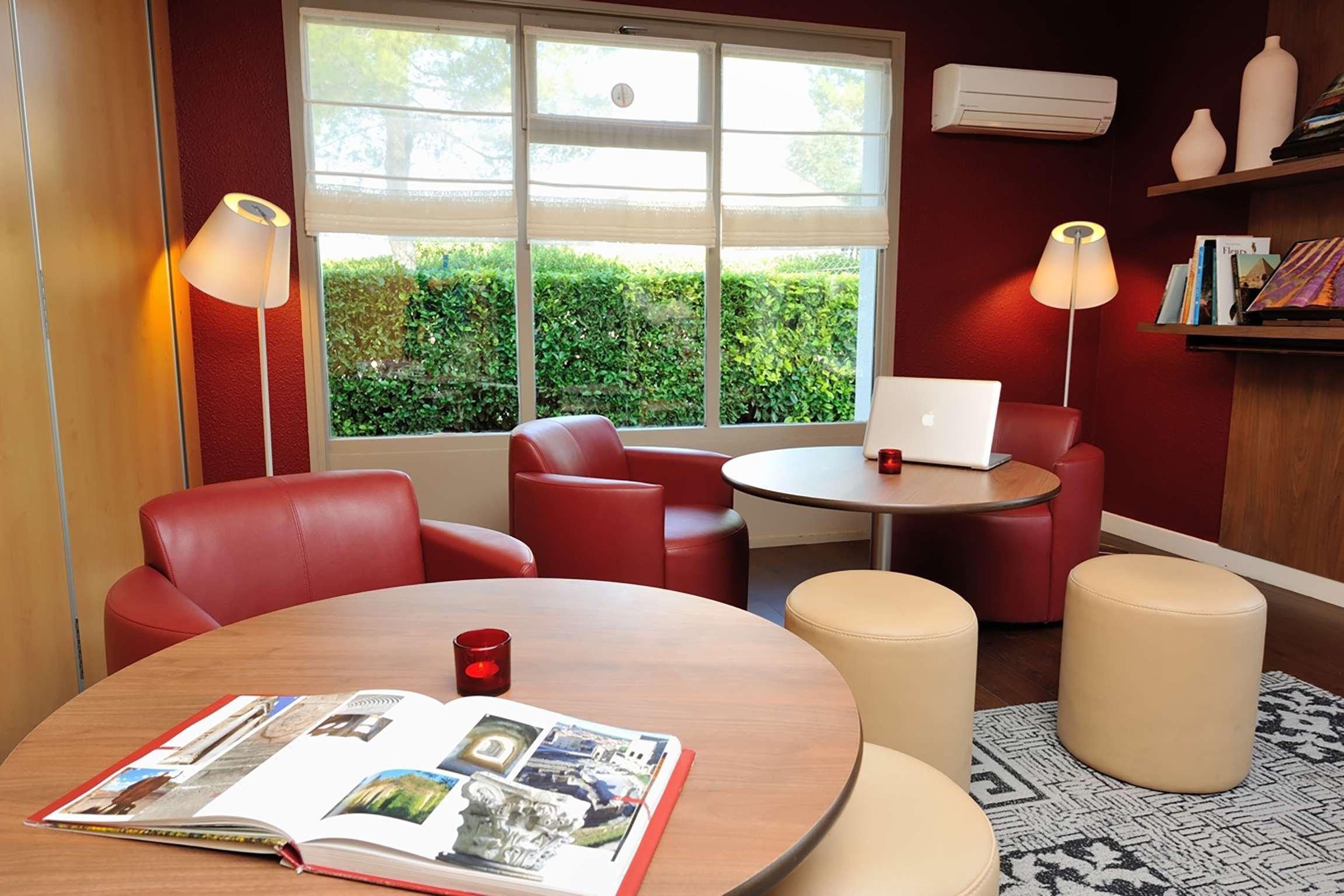 Campanile Orange Centre Sortie 21 Sur A7 A9 Hotel Luaran gambar