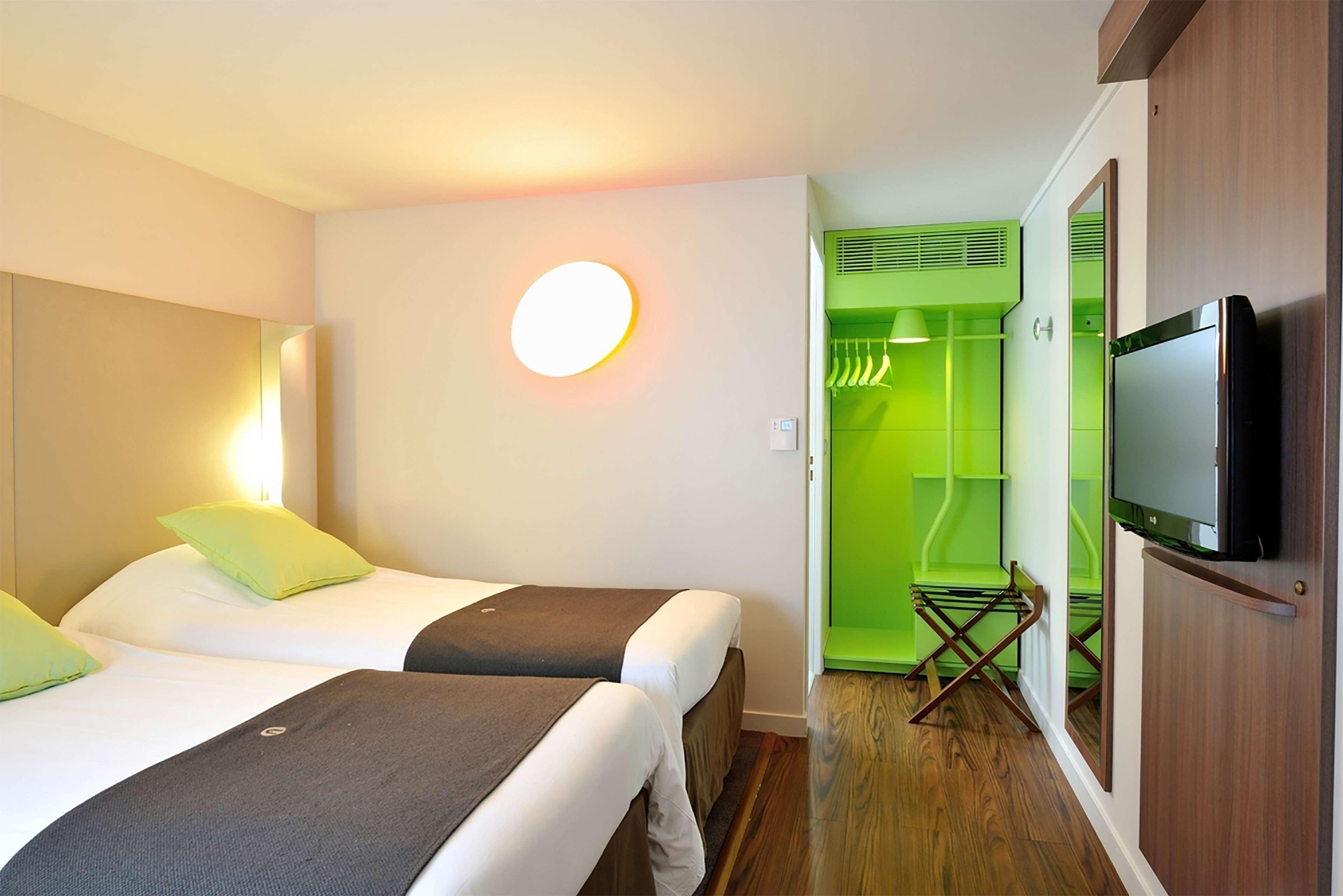 Campanile Orange Centre Sortie 21 Sur A7 A9 Hotel Luaran gambar